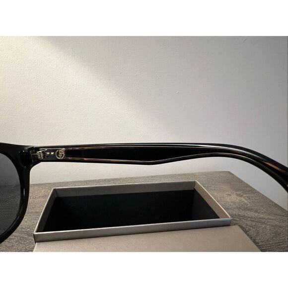 Giorgio Armani Sunglasses – Black - AR8225 main image 4